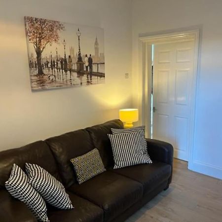 Oakstays Forest Hall Extérieur photo